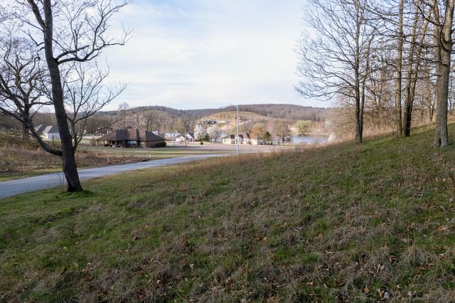 S 597 Trail Trail, Grove, OK 74344