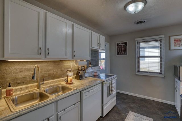 28 ST ANDREW, Rapid City, SD 57701