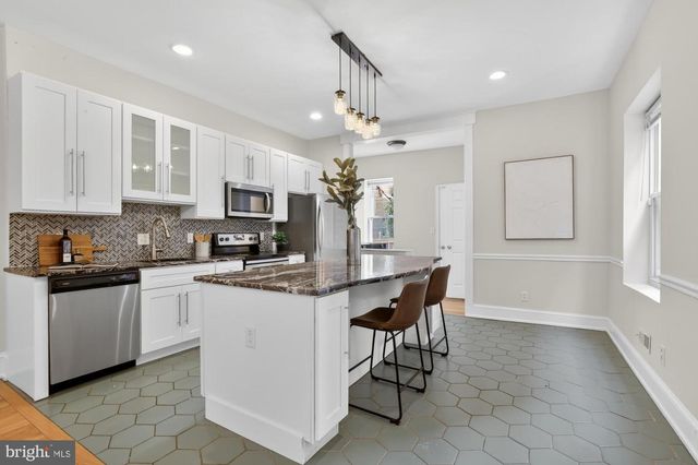 5224 CATHARINE ST, Philadelphia, PA 19143