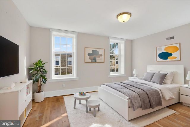 5224 CATHARINE ST, Philadelphia, PA 19143