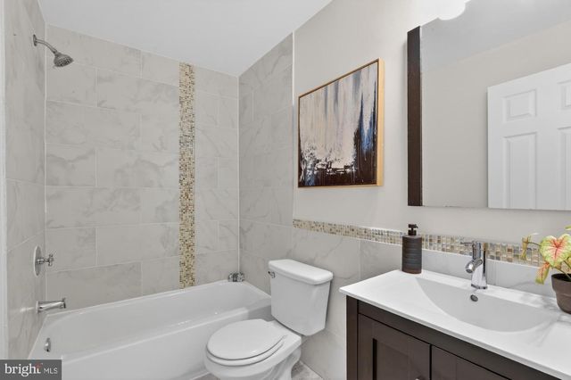 5224 CATHARINE ST, Philadelphia, PA 19143