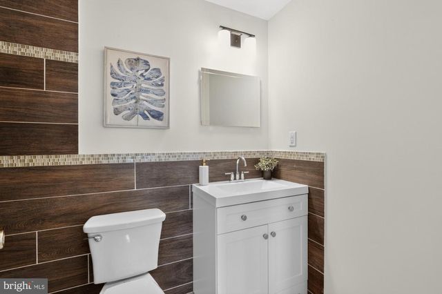 5224 CATHARINE ST, Philadelphia, PA 19143