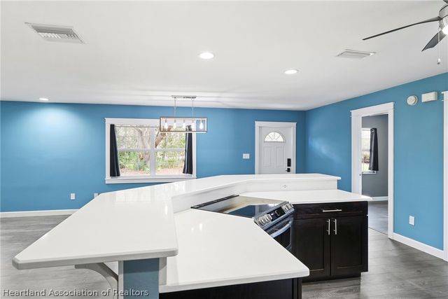 2611 Lake Josephine Drive, Sebring, FL 33875