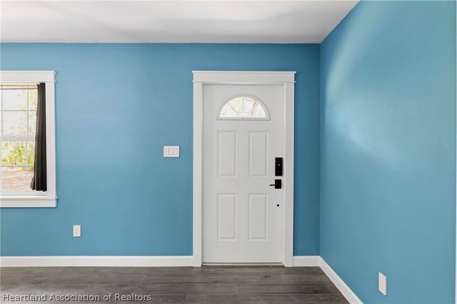 2611 Lake Josephine Drive, Sebring, FL 33875