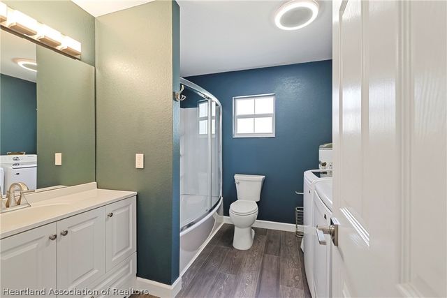 2611 Lake Josephine Drive, Sebring, FL 33875