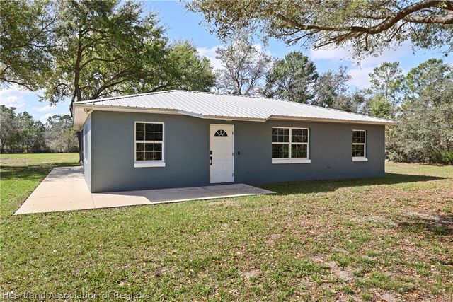 2611 Lake Josephine Drive, Sebring, FL 33875