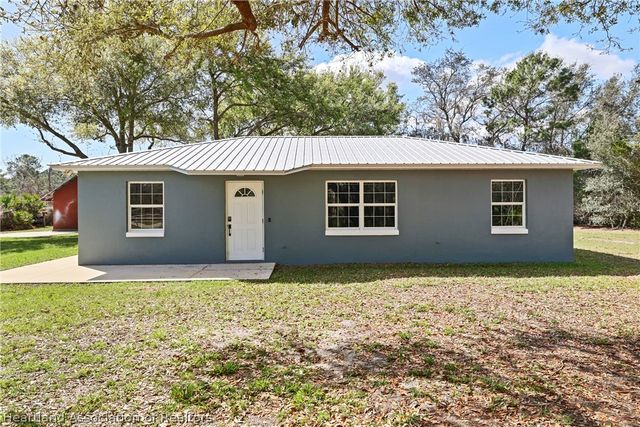 2611 Lake Josephine Drive, Sebring, FL 33875