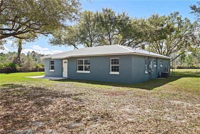 2611 Lake Josephine Drive, Sebring, FL 33875