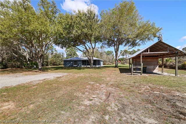 2611 Lake Josephine Drive, Sebring, FL 33875