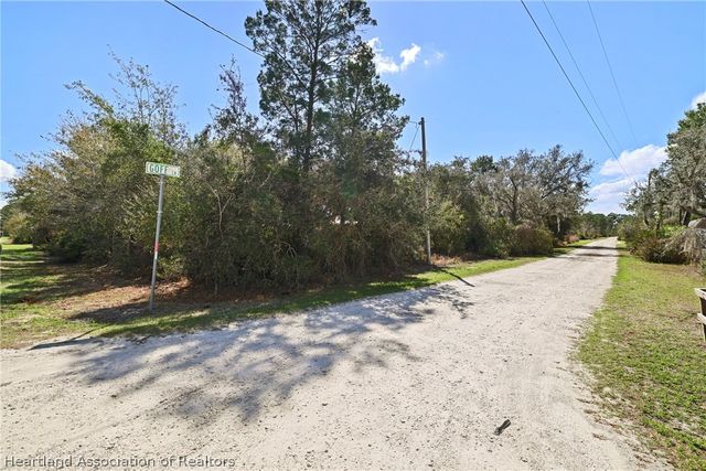 2611 Lake Josephine Drive, Sebring, FL 33875