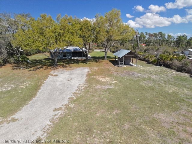 2611 Lake Josephine Drive, Sebring, FL 33875