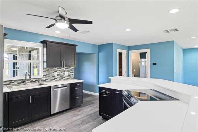 2611 Lake Josephine Drive, Sebring, FL 33875