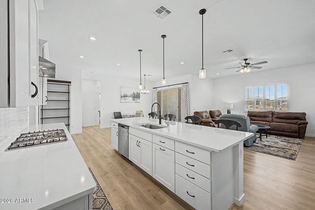 19586 W JAMESTOWN Road, Buckeye, AZ 85396