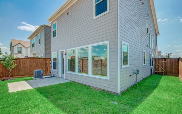 1204 Kiefer Hill Way, Houston, TX 77043