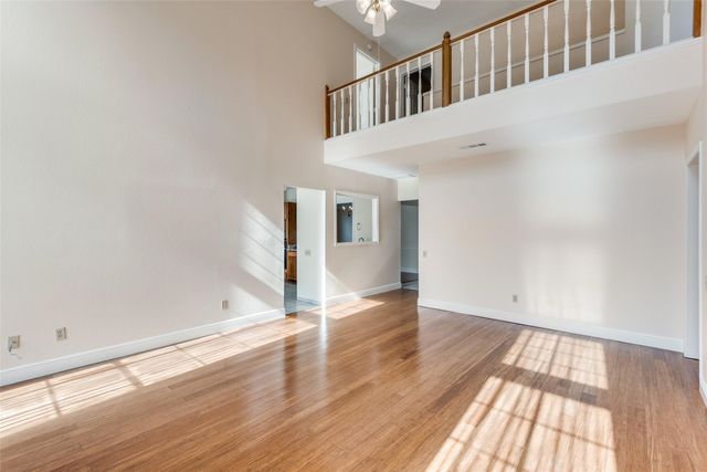 5317 Signal Peak Drive, Arlington, TX 76017