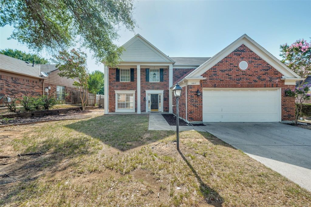 5317 Signal Peak Drive, Arlington, TX 76017