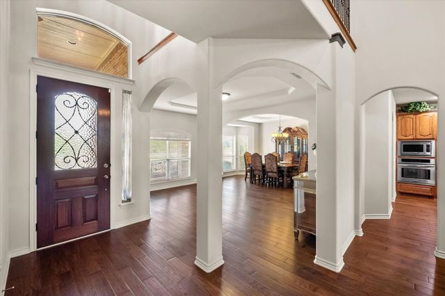 2855 England Parkway, Grand Prairie, TX 75054