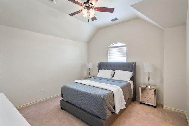 2855 England Parkway, Grand Prairie, TX 75054