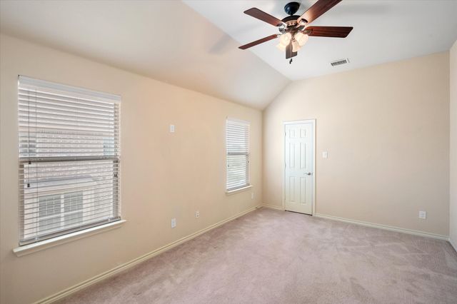 2855 England Parkway, Grand Prairie, TX 75054