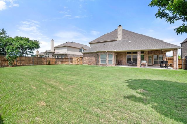 2855 England Parkway, Grand Prairie, TX 75054