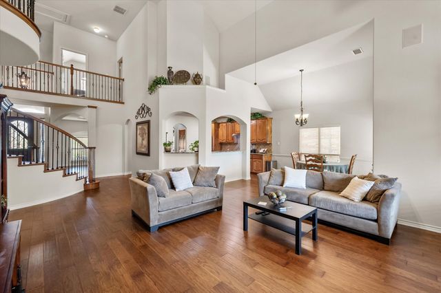 2855 England Parkway, Grand Prairie, TX 75054