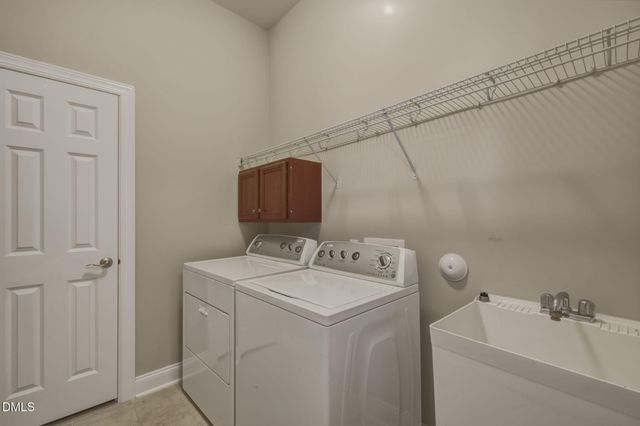9805 Carlyle Hills Way, Raleigh, NC 27617