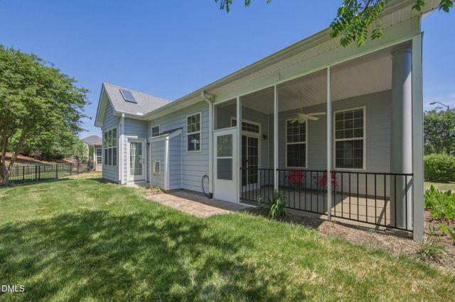 9805 Carlyle Hills Way, Raleigh, NC 27617