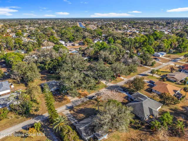 216 Greenwood Avenue, Lehigh Acres, FL 33936