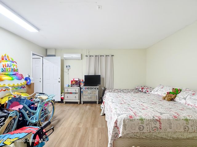 216 Greenwood Avenue, Lehigh Acres, FL 33936