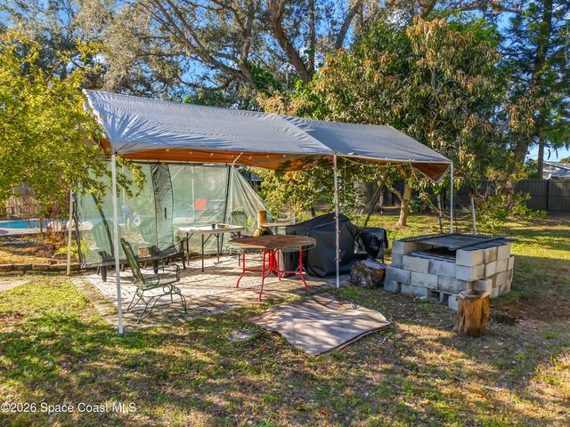 216 Greenwood Avenue, Lehigh Acres, FL 33936