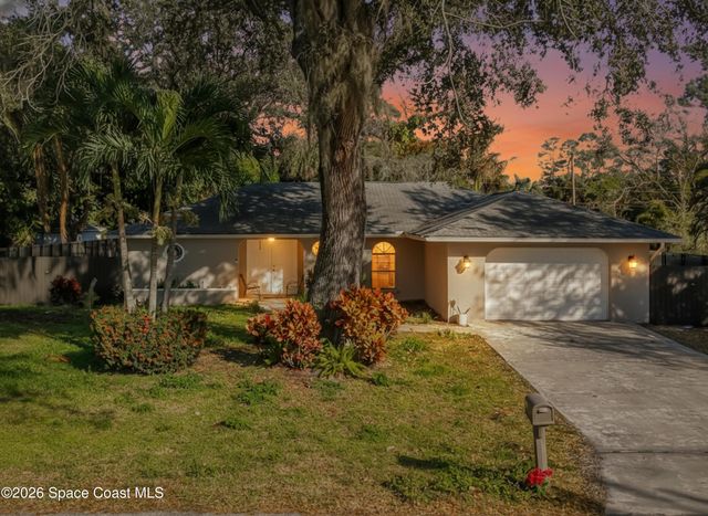 216 Greenwood Avenue, Lehigh Acres, FL 33936