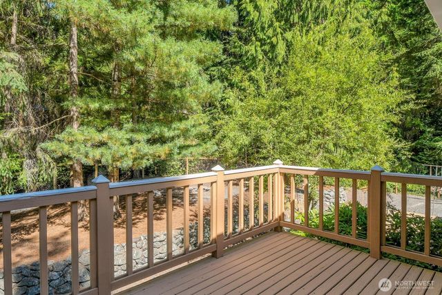 3918 Brenden Circle, Clinton, WA 98236