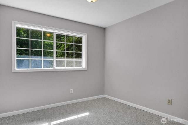 3918 Brenden Circle, Clinton, WA 98236