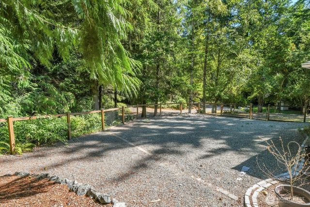 3918 Brenden Circle, Clinton, WA 98236