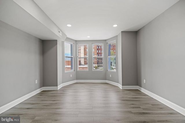 5338 CEDAR AVE, Philadelphia, PA 19143