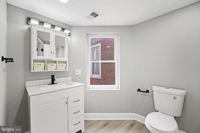 5338 CEDAR AVE, Philadelphia, PA 19143