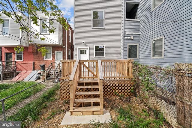 5338 CEDAR AVE, Philadelphia, PA 19143