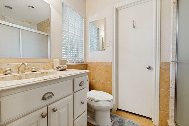 6828 Hyde Park Drive, Dallas, TX 75231