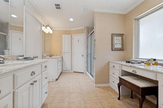 6828 Hyde Park Drive, Dallas, TX 75231