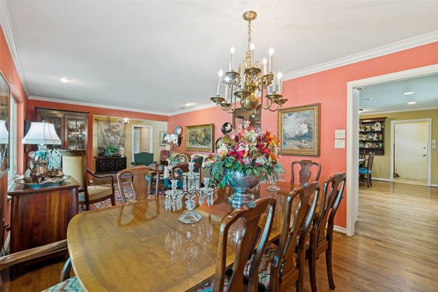 6828 Hyde Park Drive, Dallas, TX 75231