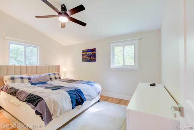 30110 Fairfax Street, Southfield, MI 48076