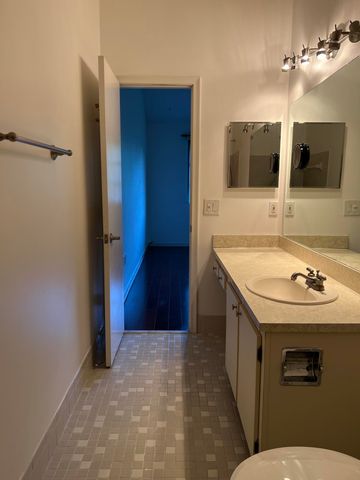2800 S Oakland Forest Drive 2302, Oakland Park, FL 33309