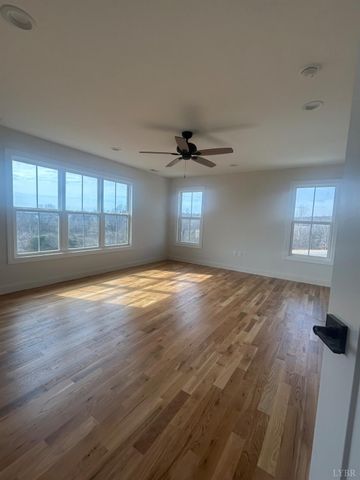 1055 Bravo Lane, Forest, VA 24551