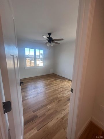 1055 Bravo Lane, Forest, VA 24551