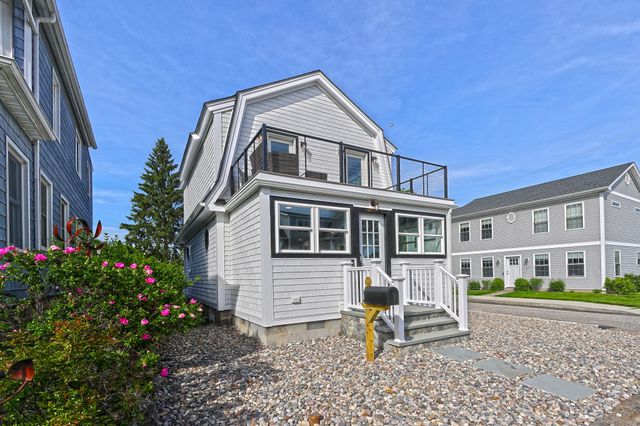 33 Fairwood Avenue, Milford, CT 06460