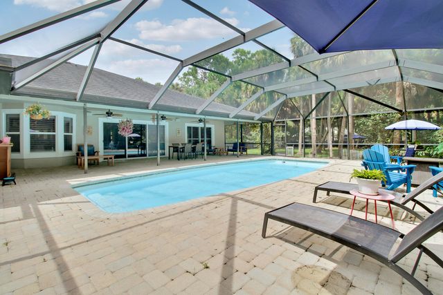 8552 Thousand Pines Circle, West Palm Beach, FL 33411