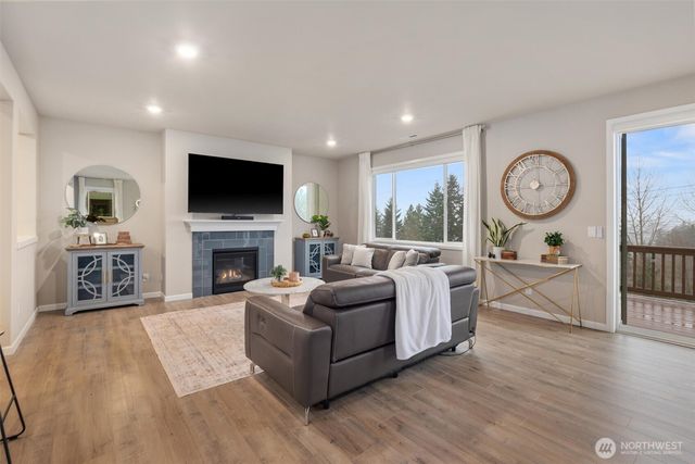 23718 43rd Drive SE, Bothell, WA 98021