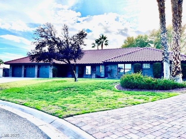 4925 North Juliano Road, Las Vegas, NV 89149