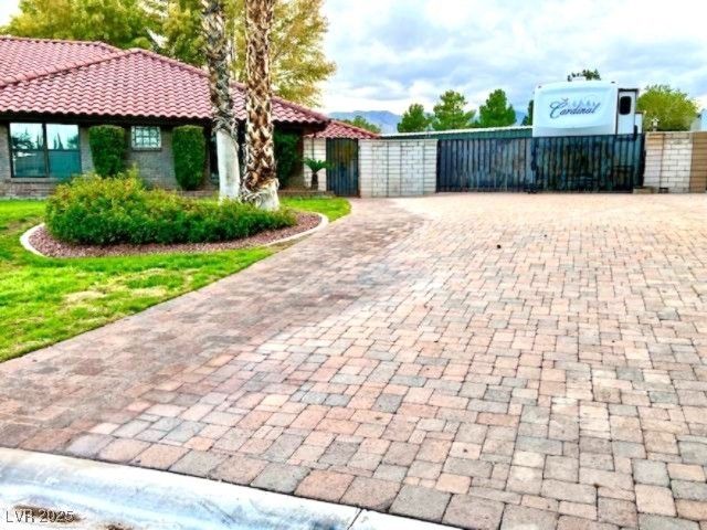 4925 North Juliano Road, Las Vegas, NV 89149