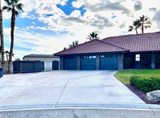 4925 North Juliano Road, Las Vegas, NV 89149